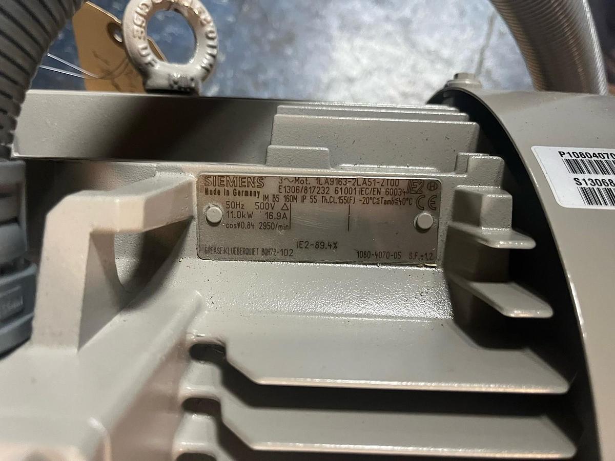 Used SIEMENS,1LA9163-2LA51-ZT00,MOTOR 11kW 2950RPM 500V 50Hz 3PH IEC160