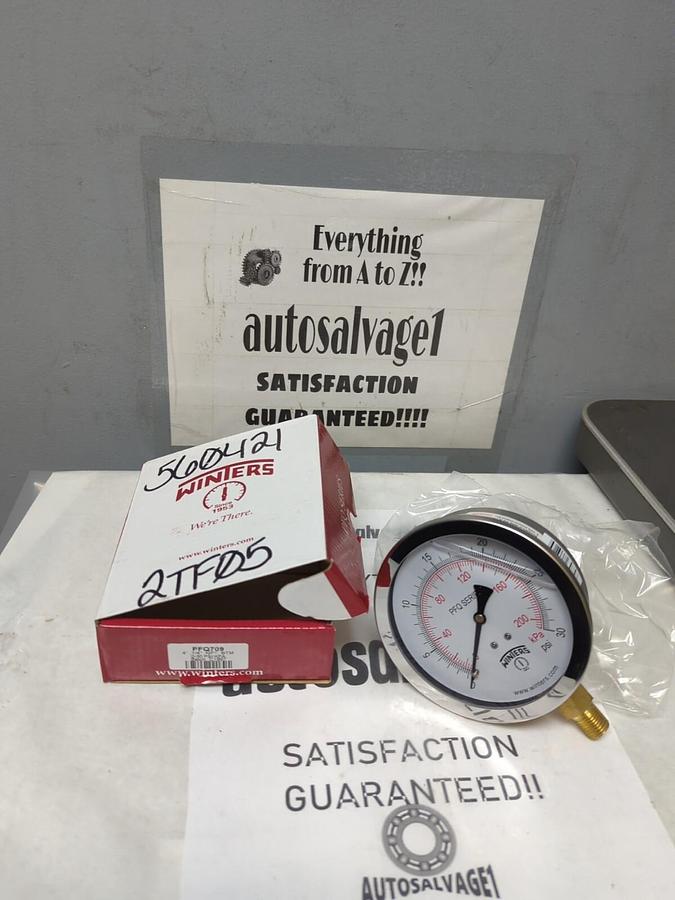 WINTERS,PFQ709,4 IN GAUGE 1/4 IN NPT 0-30 PSI/KPA NOS