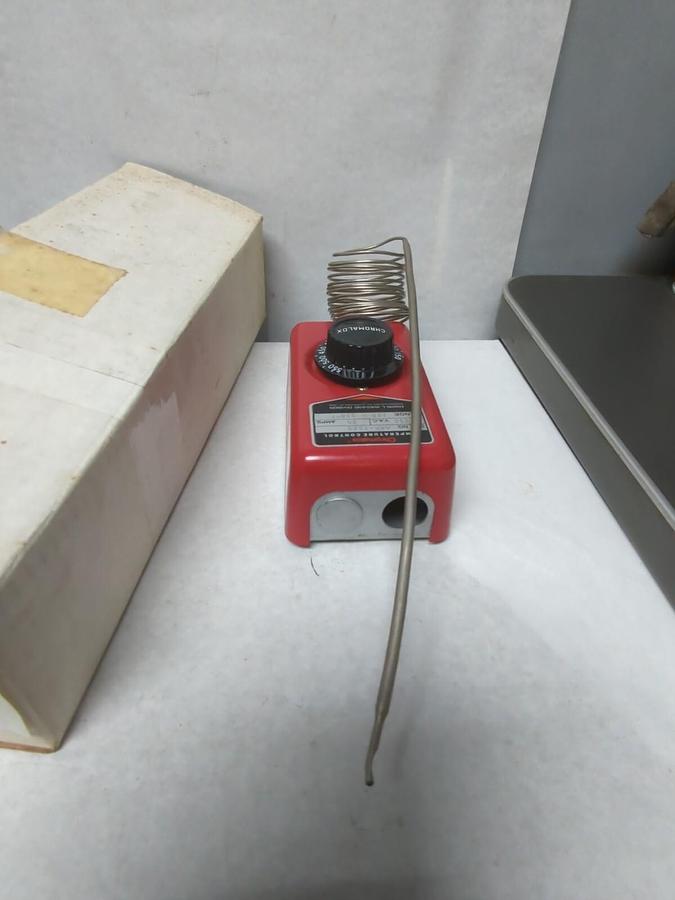 CHROMALOX,ARR-5529,TEMPERATURE CONTROL 250 VAC 24 AMP 150-550° F NOS