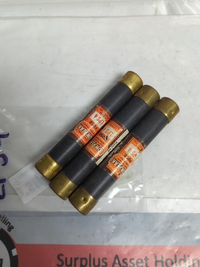 Used COOPER BUSSMANN,LPS-4,LOW-PEAK 4 AMP FUSE LOT OF 3 PRE-OWNED