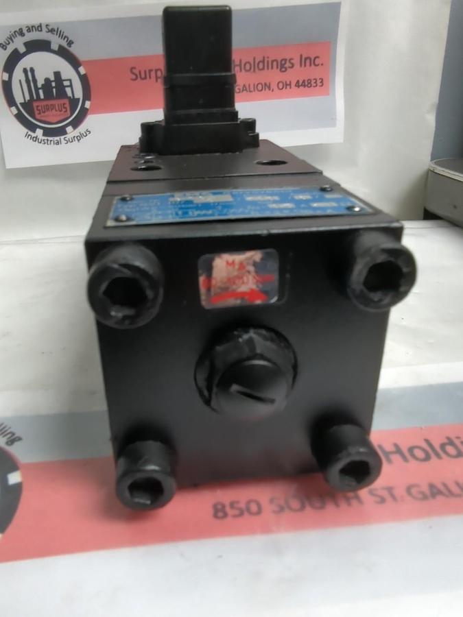 EMC,SV1-10/8,SERVO CONTROL VALVE 3 162 NOS
