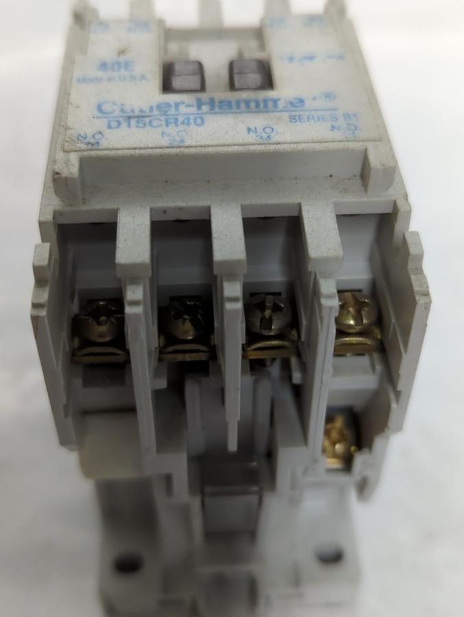 Used CUTLER HAMMER,D15CR40,CONTACTOR 40E 4-POLE PRE-OWNED