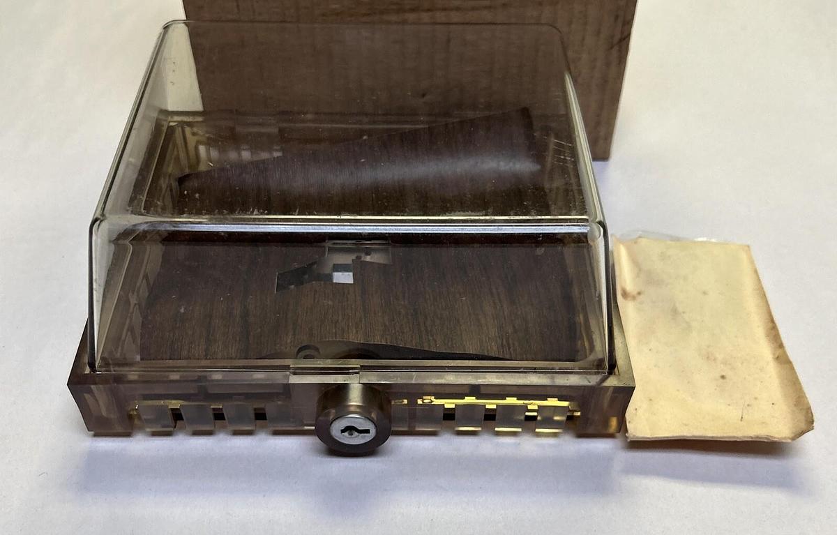 ITT,AC89H,THERMOSTAT GUARD NOS