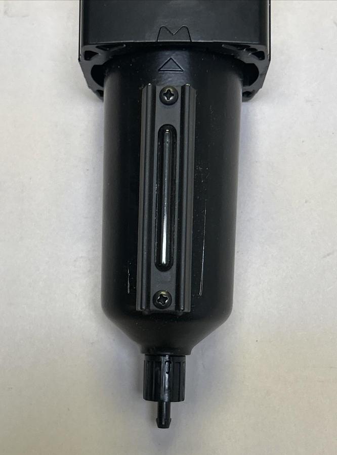 WILKERSON,L28-06-KL00,AIR LINE LUBRICATOR 3/4INCH NPT NOS