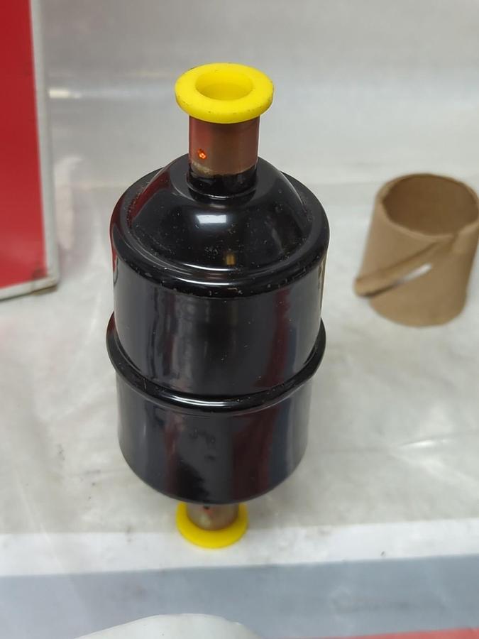 DANFOSS,023Z5026,HERMETIC FILTER DRIER 1/2 INCH NOS