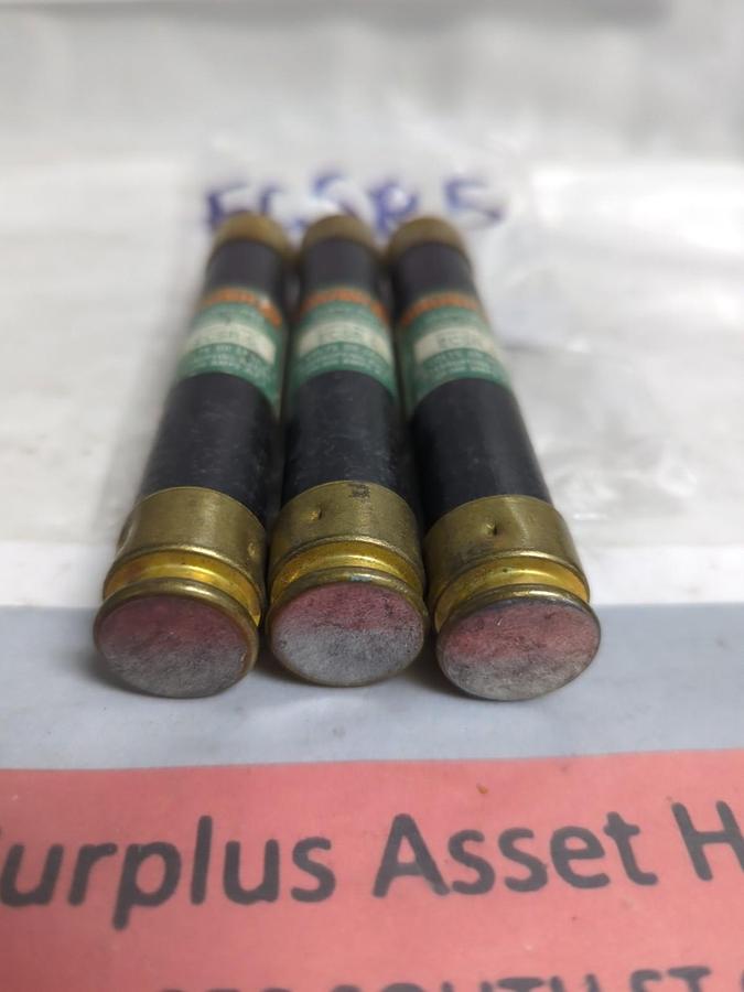 Used BRUSH,ECSR-5,TIME DELAY 5 AMP FUSE LOT OF 3 PRE-OWNED