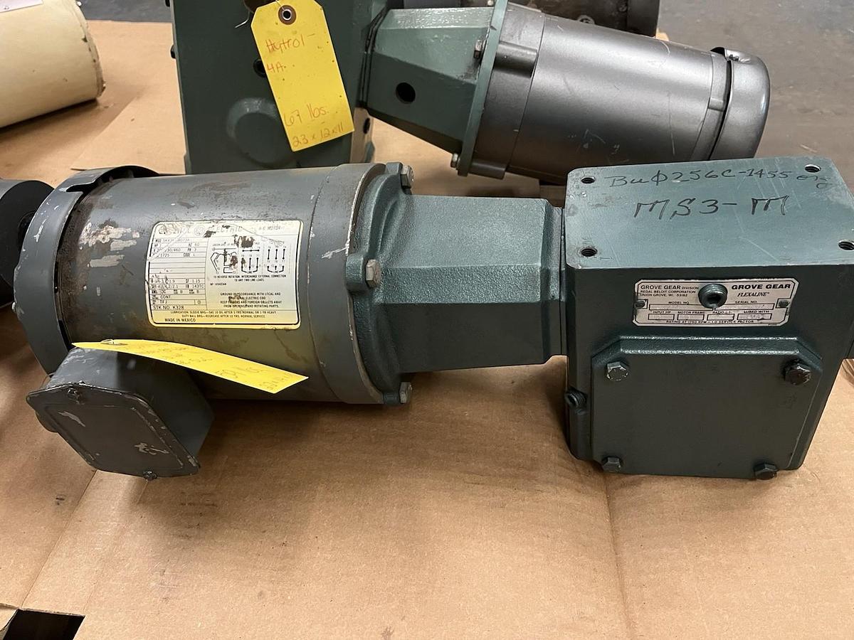 Used GROVE GEAR,BM224-2,GEAR SPEED REDUCER 30:1 1HP 1745RPM 1-1/8" SHAFT