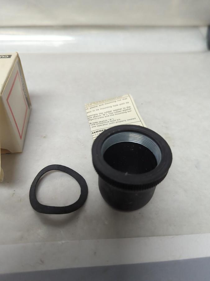 CUTLER-HAMMER,10250TA3,BLACK BOOT NOS