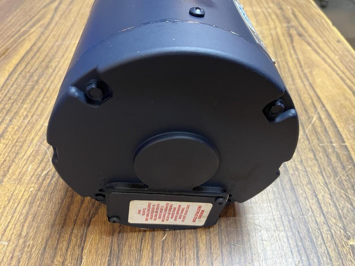 LEESON,113401.00,MOTOR .6HP 1725RPM 3PH 230/460V C56CZ C617NC159B