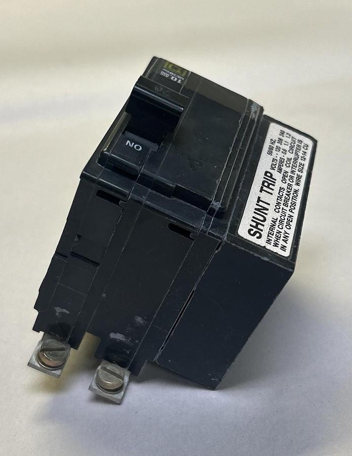 Used SQUARE D,QOB2701021,CIRCUIT BREAKER 70A 120/240V 2P
