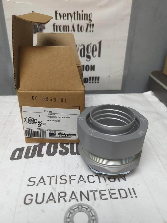 APPLETON,ST-200,LIQUID TIGHT 2 INCH CONDUIT CONNECTOR NEW