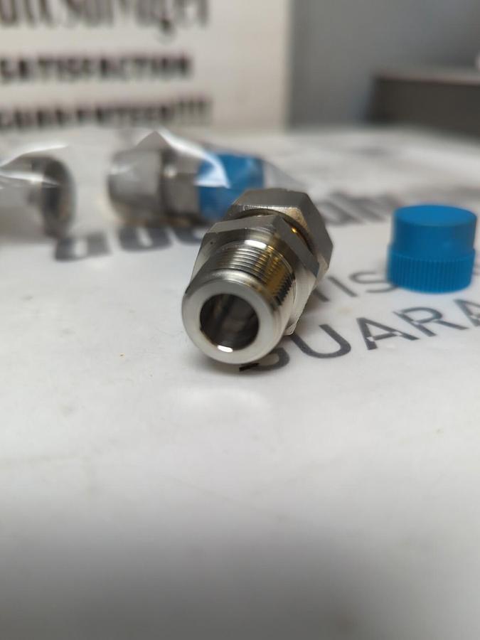 SWAGELOK,SS-810-1-6,MALE CONNECTOR 1/2TX3/8MNPT LOT OF 3 NOS