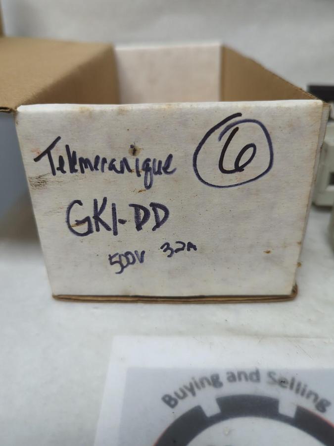 Used TELEMECANIQUE,GK1-DD,FUSE HOLDER 2-POLE 32A 500V LOT OF 6 PRE-OWNED
