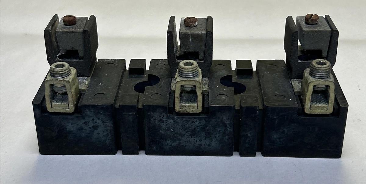 Used ALLEN BRADLEY,X-402128,FUSE BLOCK 100A 600V