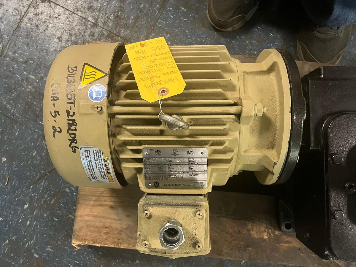Used WINSMITH,943MDV,GEAR REDUCER RATIO 25 SHAFT 2" INPUT 3HP 1750RPM