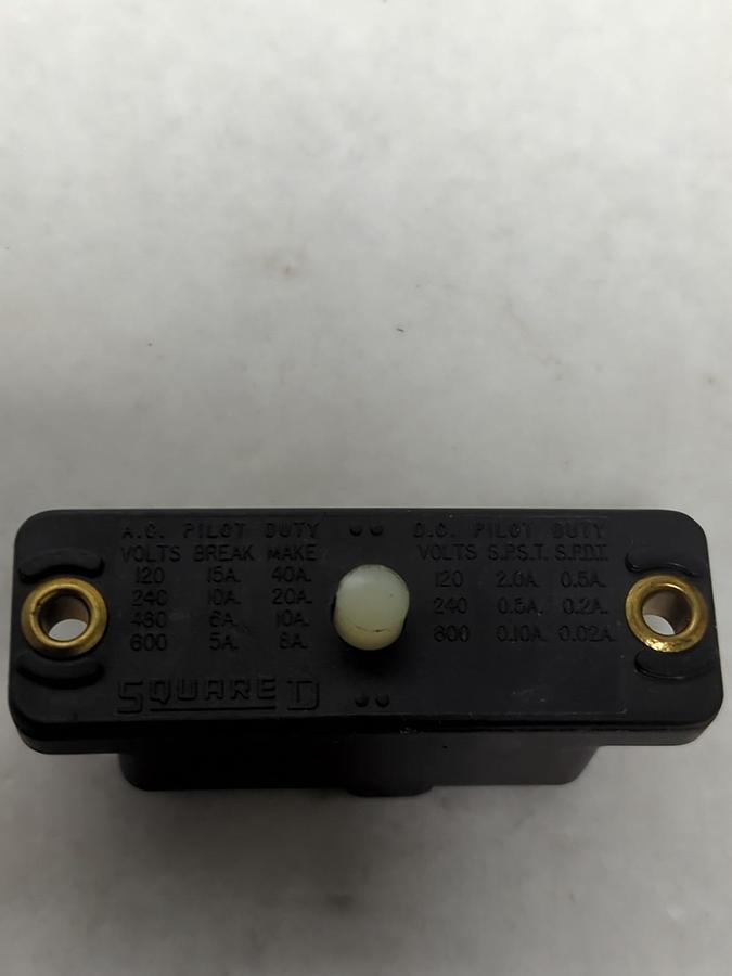 Used SQUARE D,9007 AD-2,SNAP SWITCH PRE-OWNED