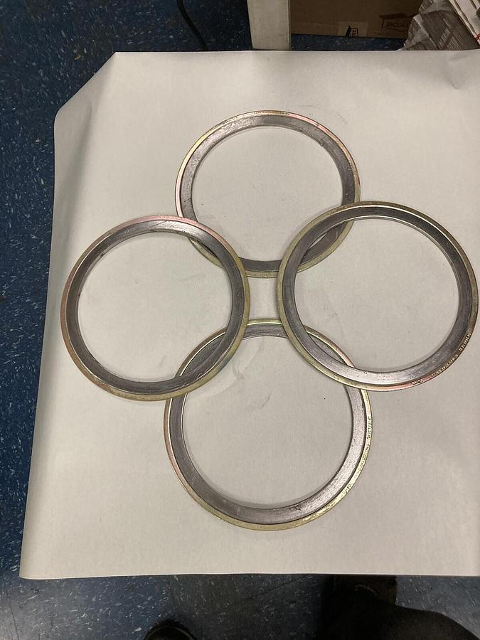 Used Garlock,B16.20 304-FG,Flex Seal Spiral Wound 6 Inches 6-150 ASME Lot of 4