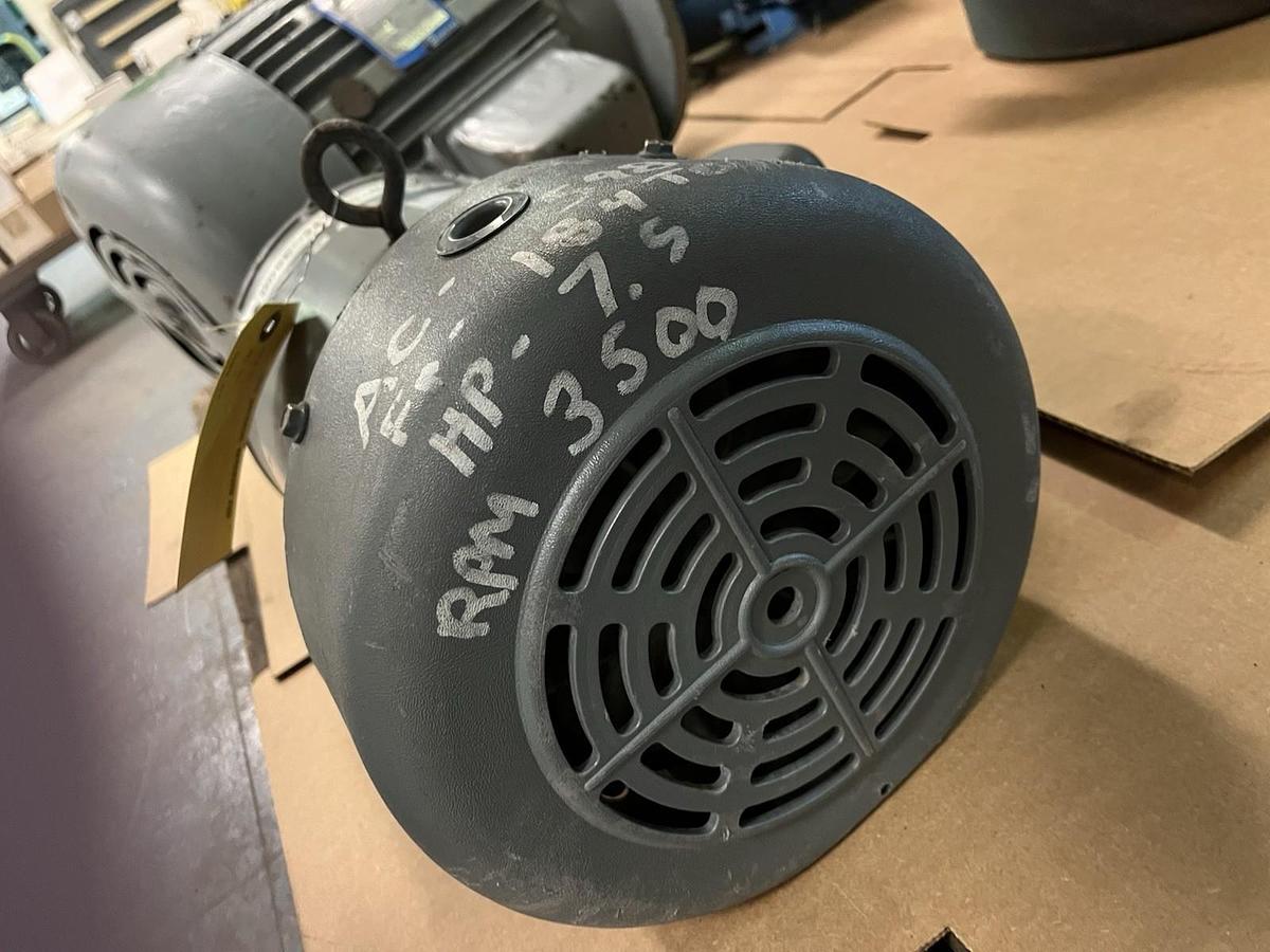 Used MARATHON,C725,ELECTRIC MOTOR 7.5HP 3500RPM 3PH 184TC