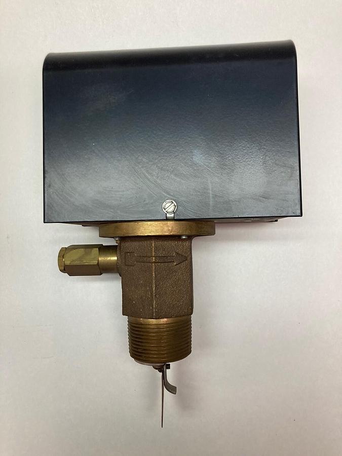 ITT McDonnell & Miller,FS7-4,Flow Switch