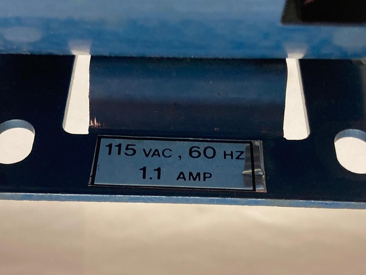 Used Barnant,12-86 OK86,Vacuum-Pressure Pump 115Vac 60Hz 1.1A