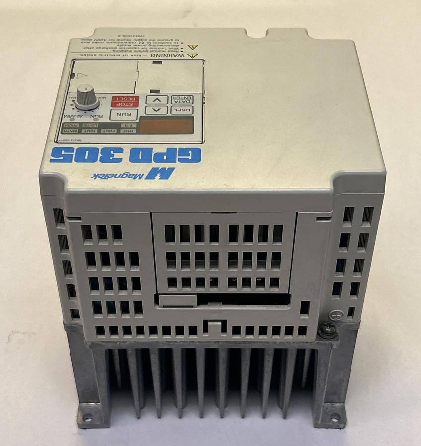 Used MAGNETEK,JDB009,GPD 305 AC DRIVE 12AMP 5HP 460V