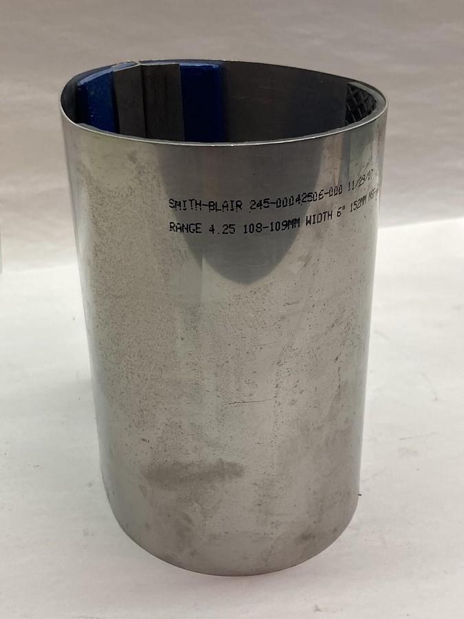 Used Smith-Blair,245-00042506-000,Stainkless Steel Repair Clamp 4.25" x 6"