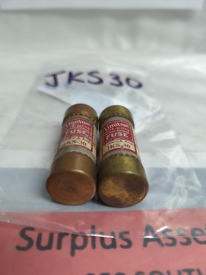 Used COOPER BUSSMANN,JKS-30,LIMITRON 30 AMP FUSE LOT OF 2 PRE-OWNED