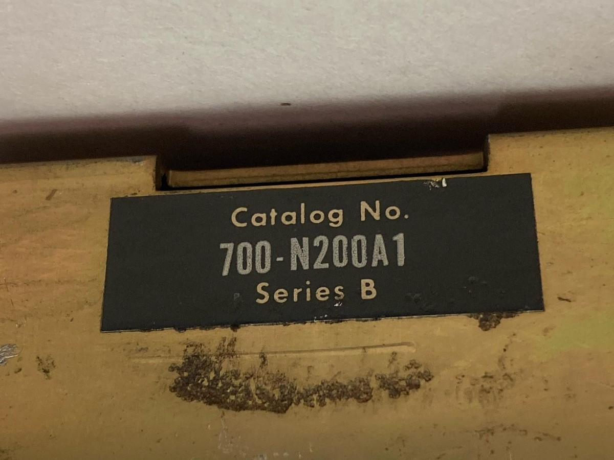 Used Allen Bradley,700-N200A1,AC Relay Ser B Bulletin 700 Type N 120V Coil