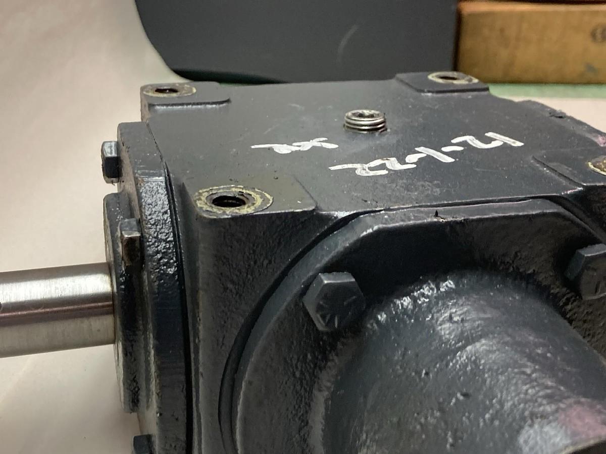 Used Hub City,0220-08831-165,Gear Reducer Style A 1 Inch Shaft 1:1 Ratio