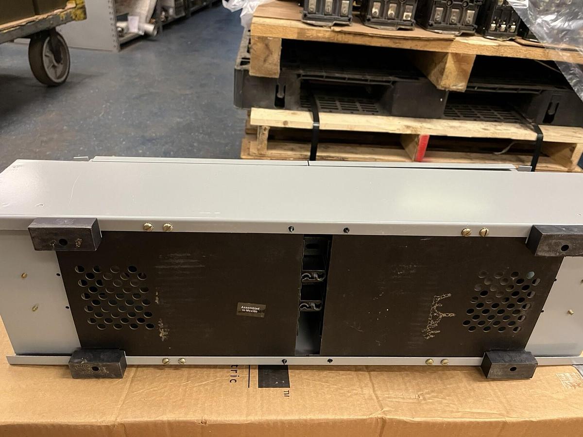 WESTINGHOUSE,FDPWT3244R,PANEL BOARD SWITCH 200A 240VAC 3 POLE