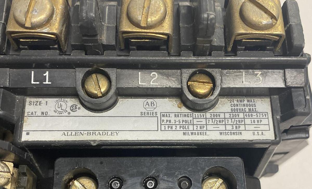 Used Allen-Bradley,505-B0D,Ser C Size 1 Reversing Starter 27AMP 600V 120V Coil