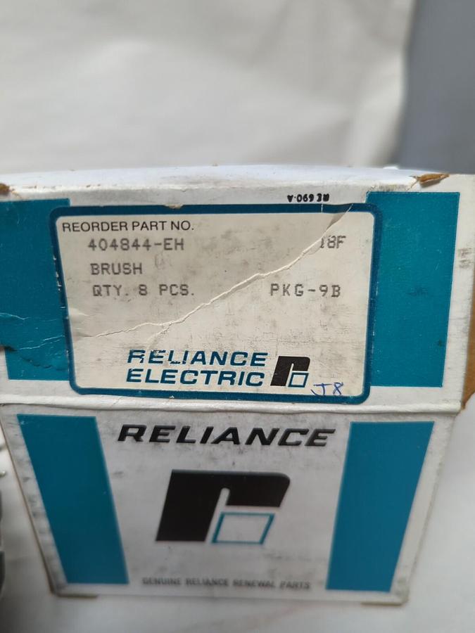 RELIANCE ELECTRIC,404844-EH,CARBON BRUSHES BOX OF 8 PIECES NOS