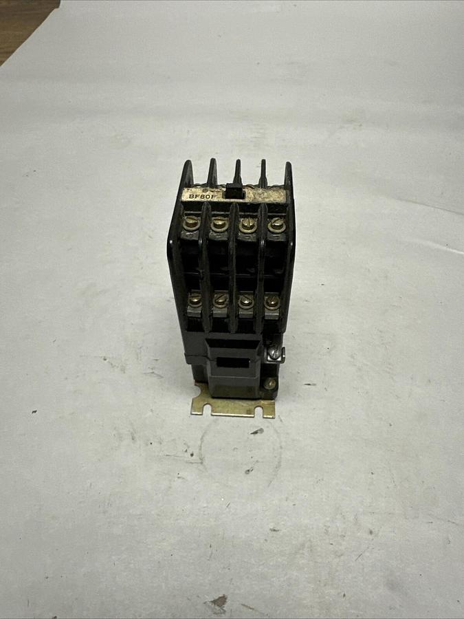 Used Westinghouse,BF80F,Control Relay 300VAC 10 Amp (G016)