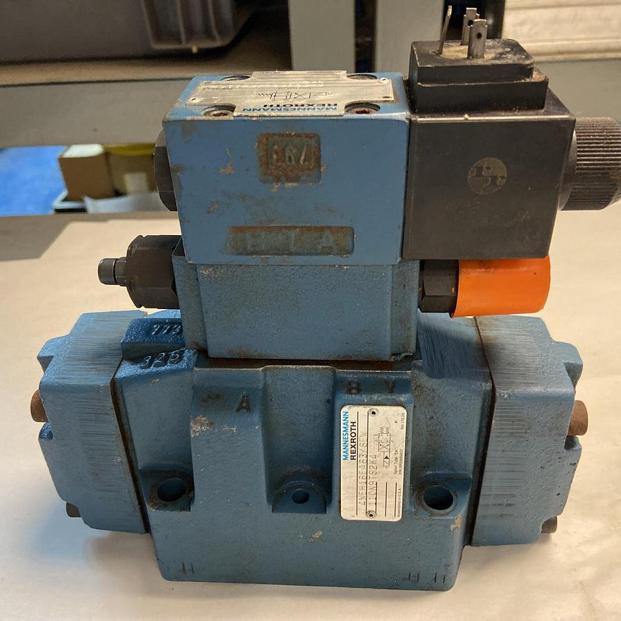 Used Mannesmann Rexroth,4weh16-4WE16EA63/6EW, Directional Valve Used