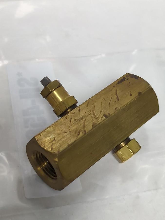 Used DELTROL,F25B,PNEU-TROL 3/8 INCH FLOW CONTROL VALVE PRE-OWNED