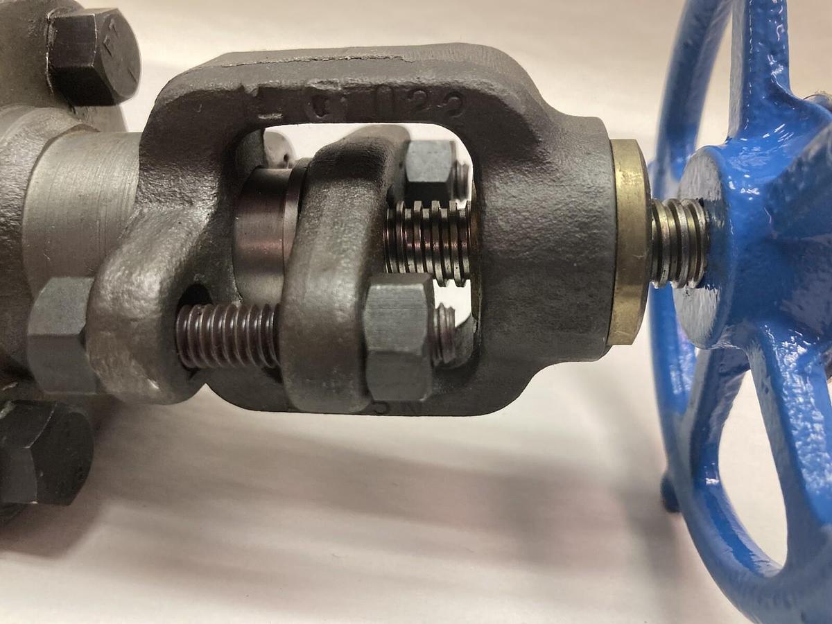 Used Velan,3/8" NPT A105N CR13 HF,Model A Stell Gate Valve