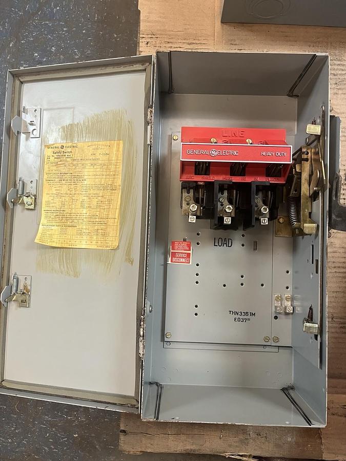 GE,THN3361M,TYPE 1 NON FUSED SAFETY DISCONNECT SWITCH 30A 600V