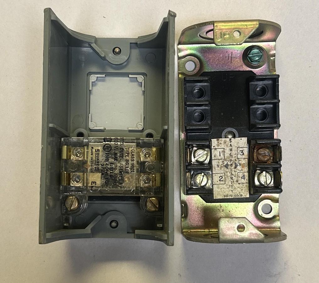 SQUARE D,9001BG107,PUSH BUTTON CONTROL STATION NOS