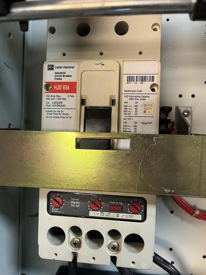 Used EATON CUTLER HAMMER,S801T18N3S,SOFT STARTER F2100 MCC BUCKET 250A BREAKER