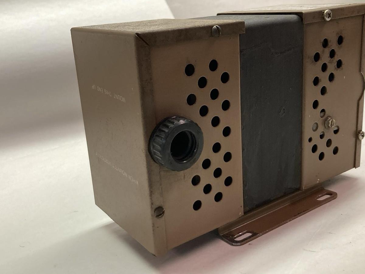 Used Sola,20-13-112-2,Constant Voltage Transformer 120V 1.6A 60Hz
