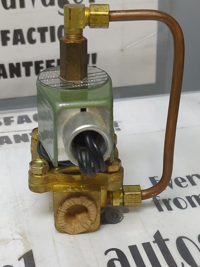 ASCO,8210A11,SOLENOID VALVE 10.5 WATT 3/8 INCH NPT 115/60 NO BOX