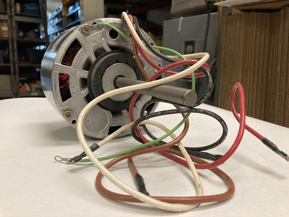 Used General Electric,5KCP39C6,1/10 HP Blower Motor 1075 RPM 115 Volts  60 HZ