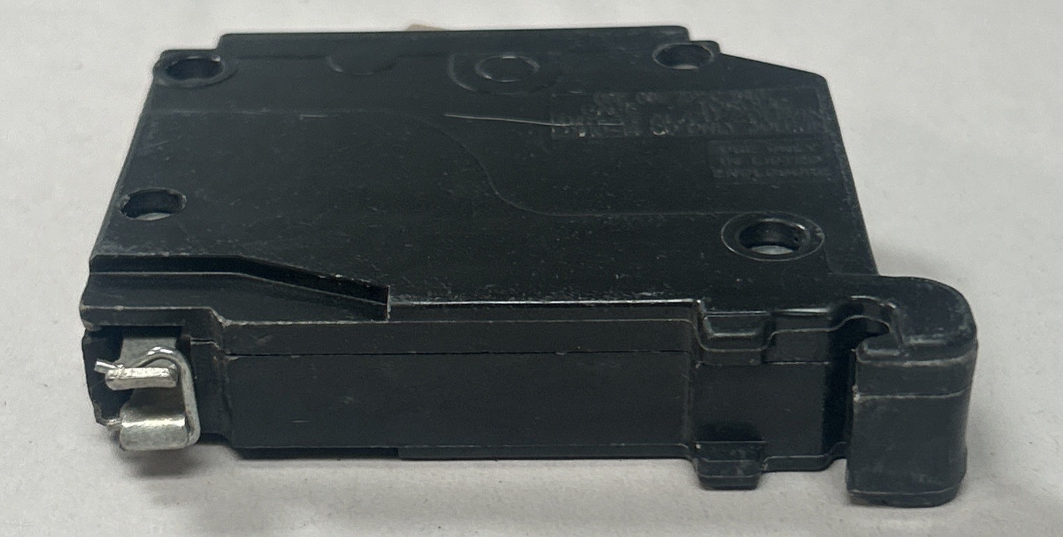 Used CUTLER-HAMMER,CH125,CIRCUIT BREAKER 25A 120/240V 1P