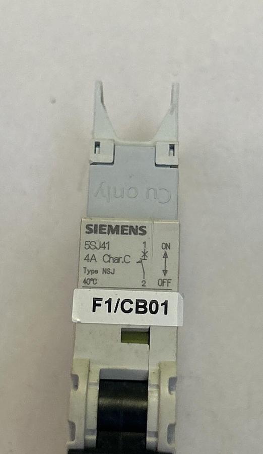 Used SIEMENS,5SJ4104-7HG42,CIRCUIT BREAKER 4A