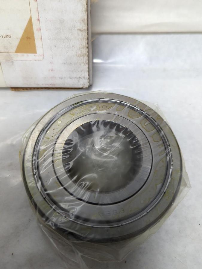 PEER,6310-ZZD-C3,METAL SEALED RADIAL BALL BEARING NOS