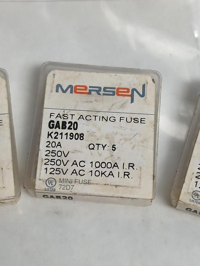 MERSEN,GAB-20,FAST ACTING 20 AMP FUSE LOT OF 18 NOS