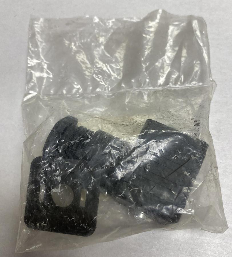 Used Telemecanique,ZCK J921H4,Valve Connector NOS