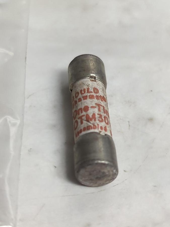 Used FERRAZ SHAWMUT,OTM30,ONE-TIME 30 AMP FUSE LOT OF 6 NOS