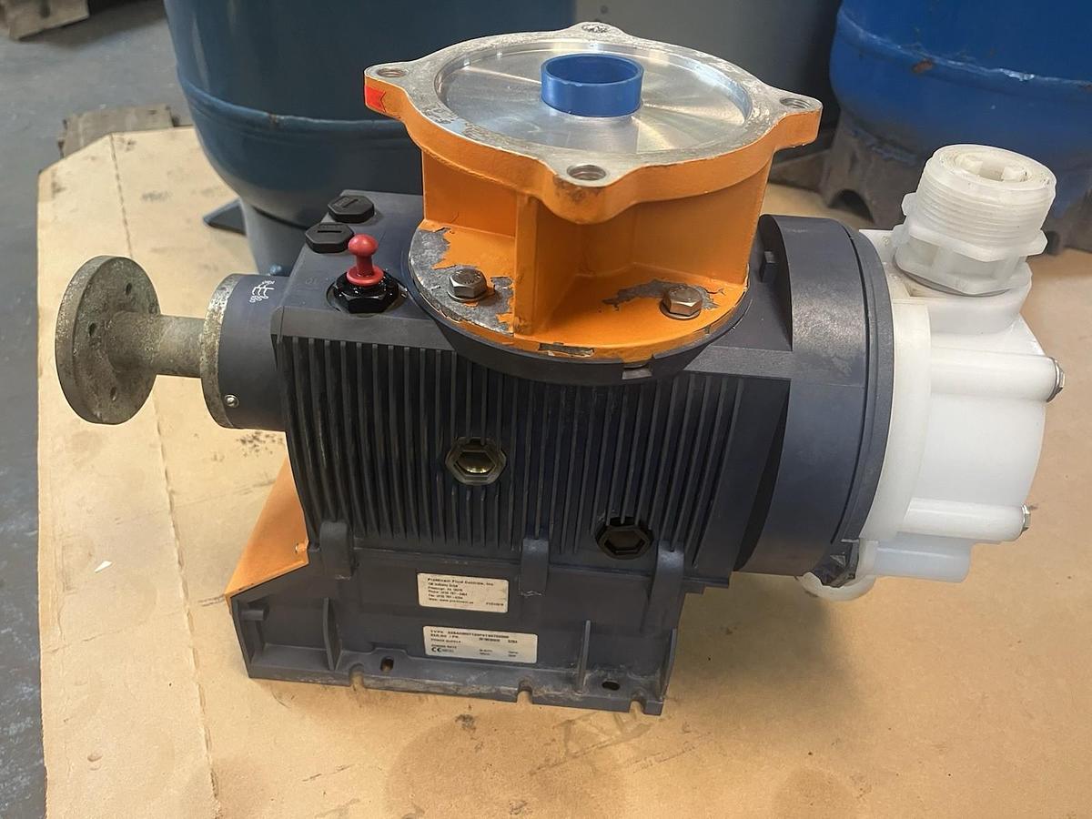 Used PROMINENT,S2BAHM07120PVTS0702006,METERING DOSING PUMP 39.6 GPH