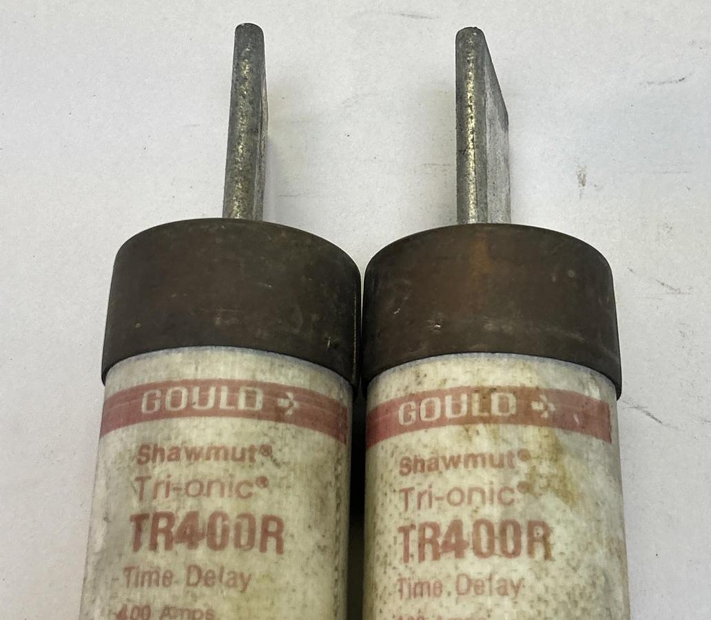Used GOULD SHAWMUT,TR400R,TIME DELAY FUSE 400A 250V LOT OF 2